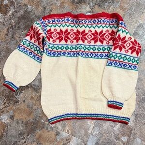 Vintage hand knit Nordic style sweater size 40 chest